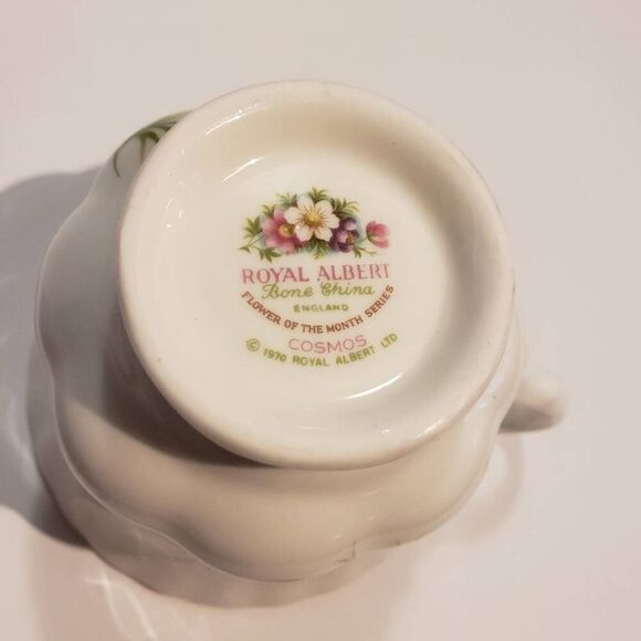 Royal Albert Bone China England Flower of the Month Cosmos 1970 - Picture 6 of 9